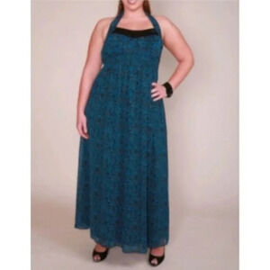 - Torrid sleeveless maxi dress